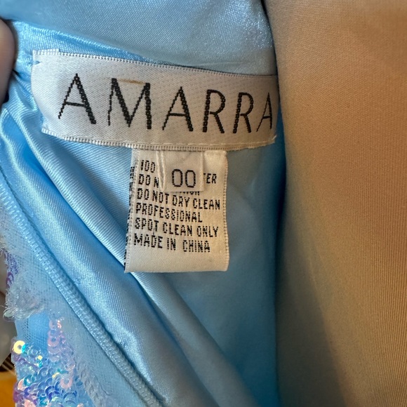 EUC Amarra Tulle and Leaf Lace Embroidered Ball Gown - Picture 11 of 12